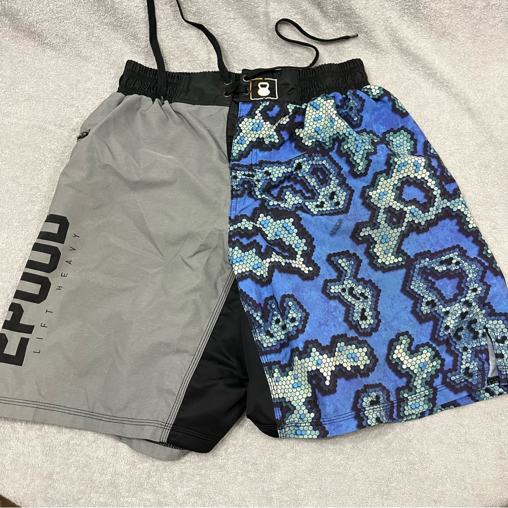 2pood 2 Pood Wod Wear Shorts Size Medium Weightlifting Gray Blue Digital Camo